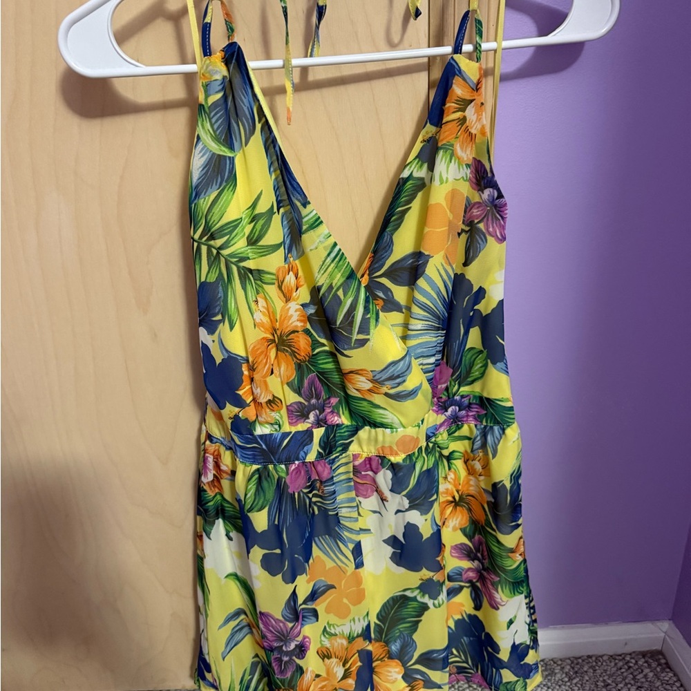 *NEW* Alice + Olivia Tropical Floral Halter Open Back Romper